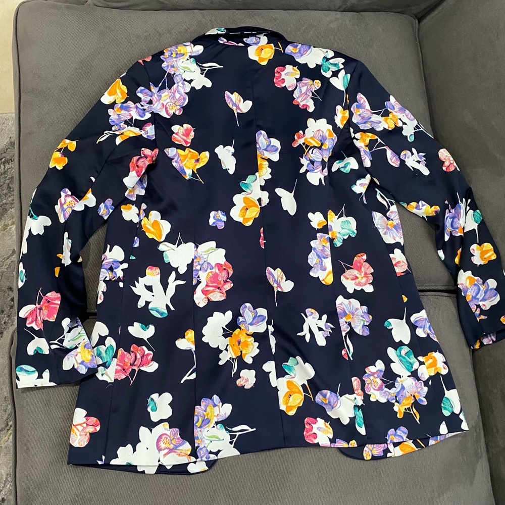 A New Day Blazer - Picture 3 of 6